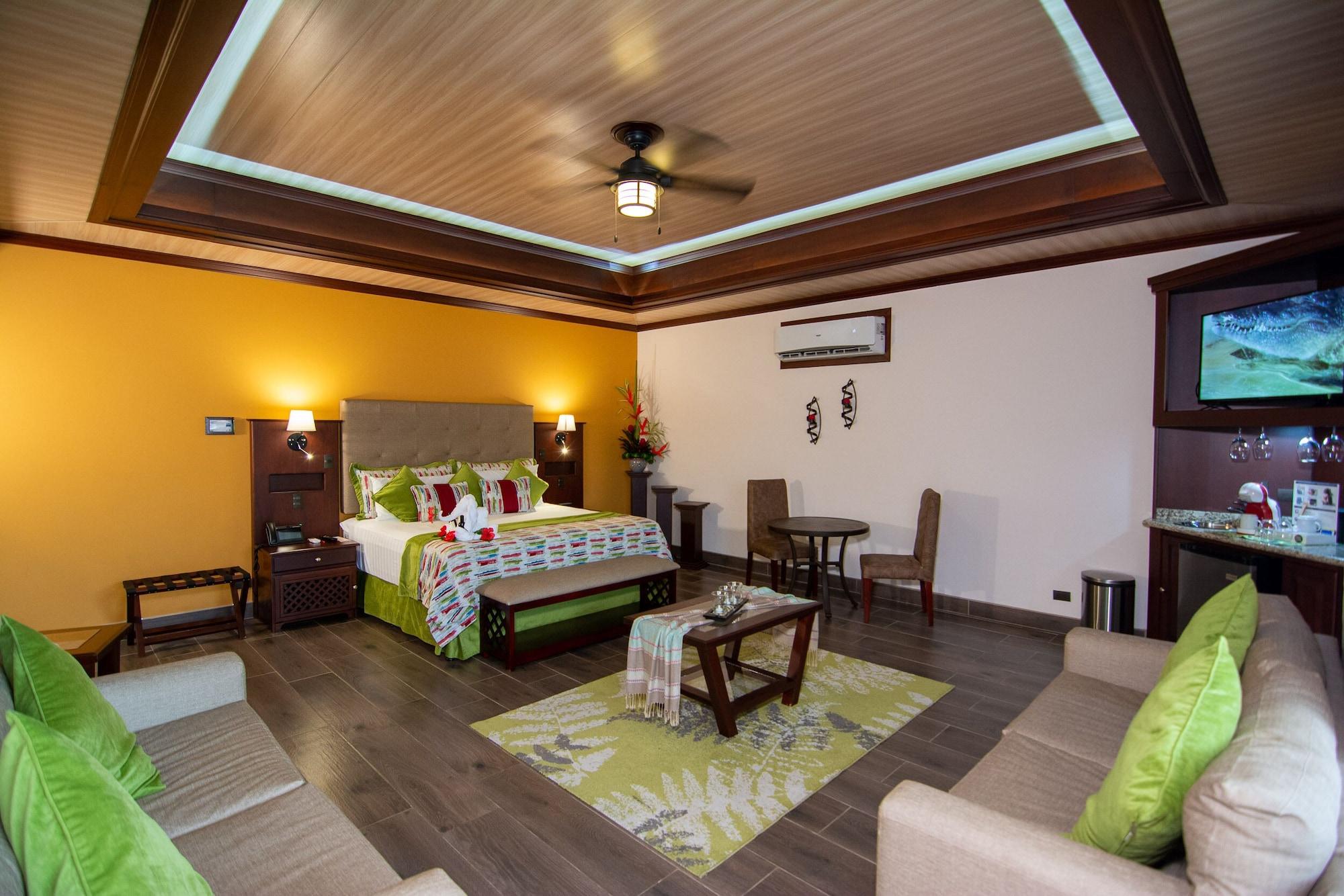 Hotel Arenal Springs Resort & Spa Ла Фортуна Экстерьер фото Suite at Hotel Villas Río Blanco