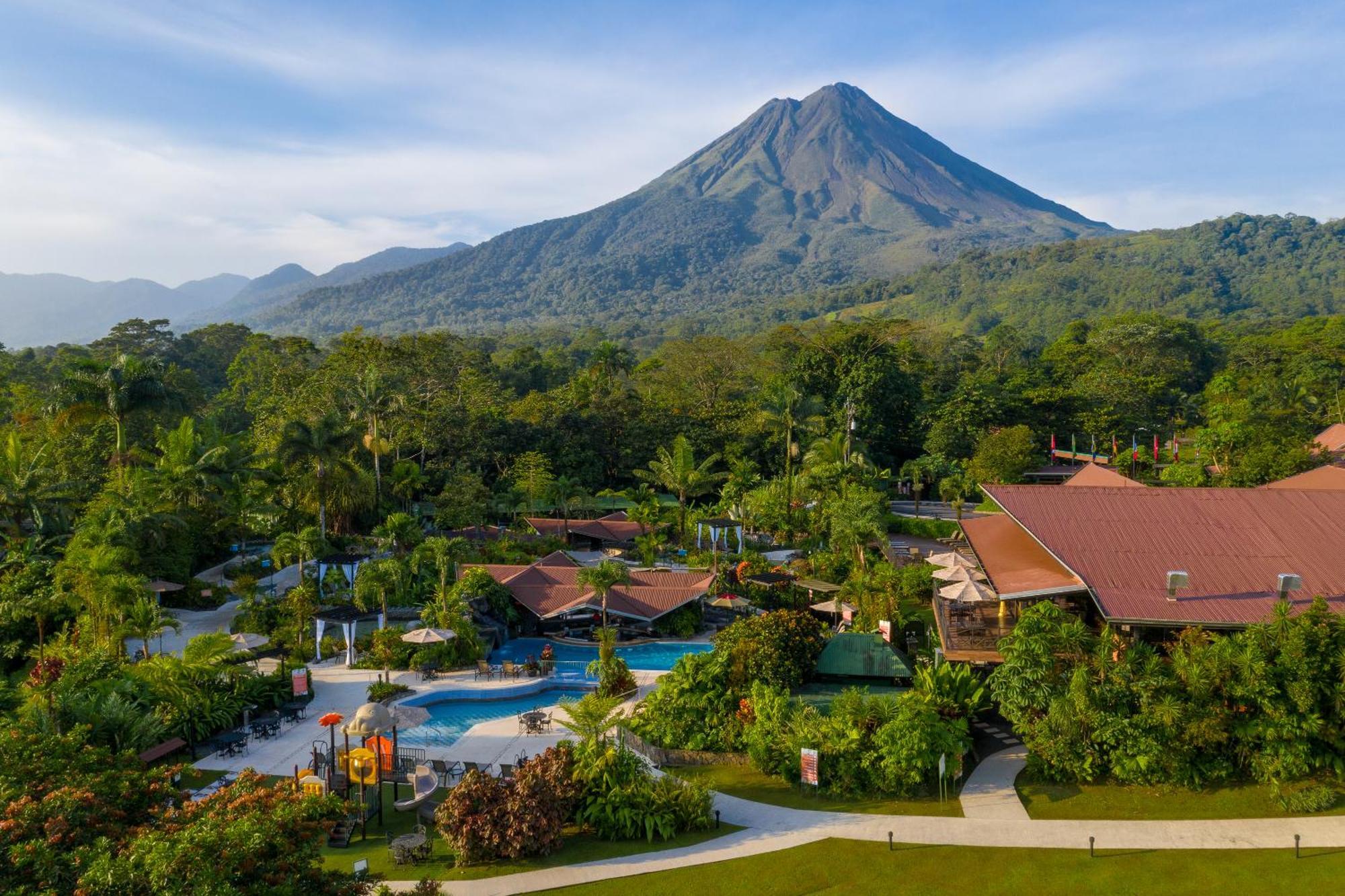 Hotel Arenal Springs Resort & Spa Ла Фортуна Экстерьер фото View of the resort