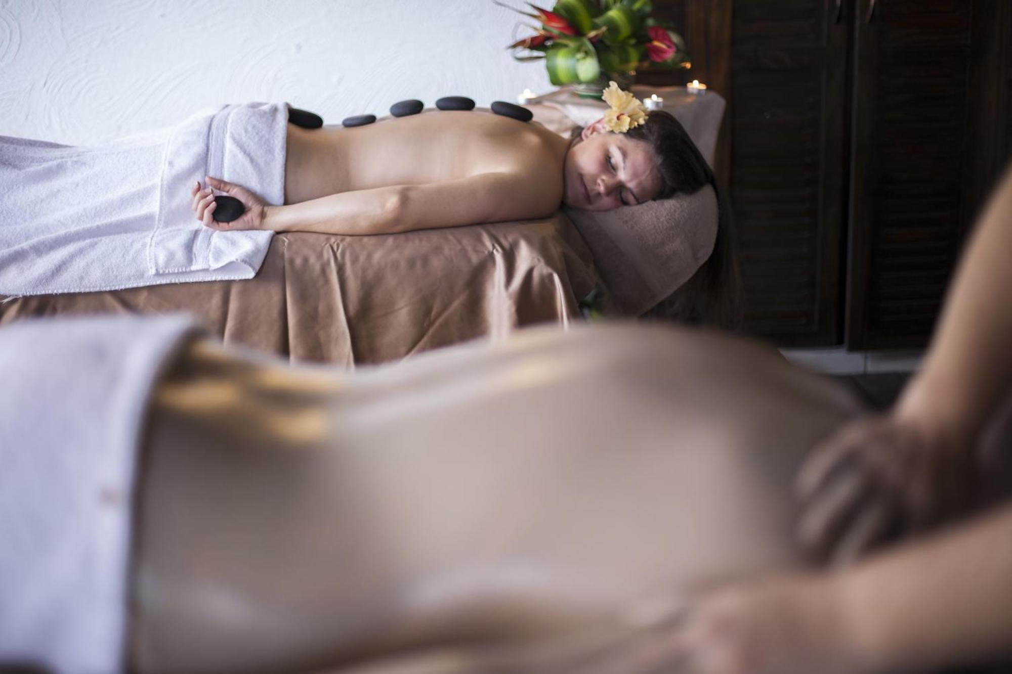 Hotel Arenal Springs Resort & Spa Ла Фортуна Экстерьер фото Hot stone massage